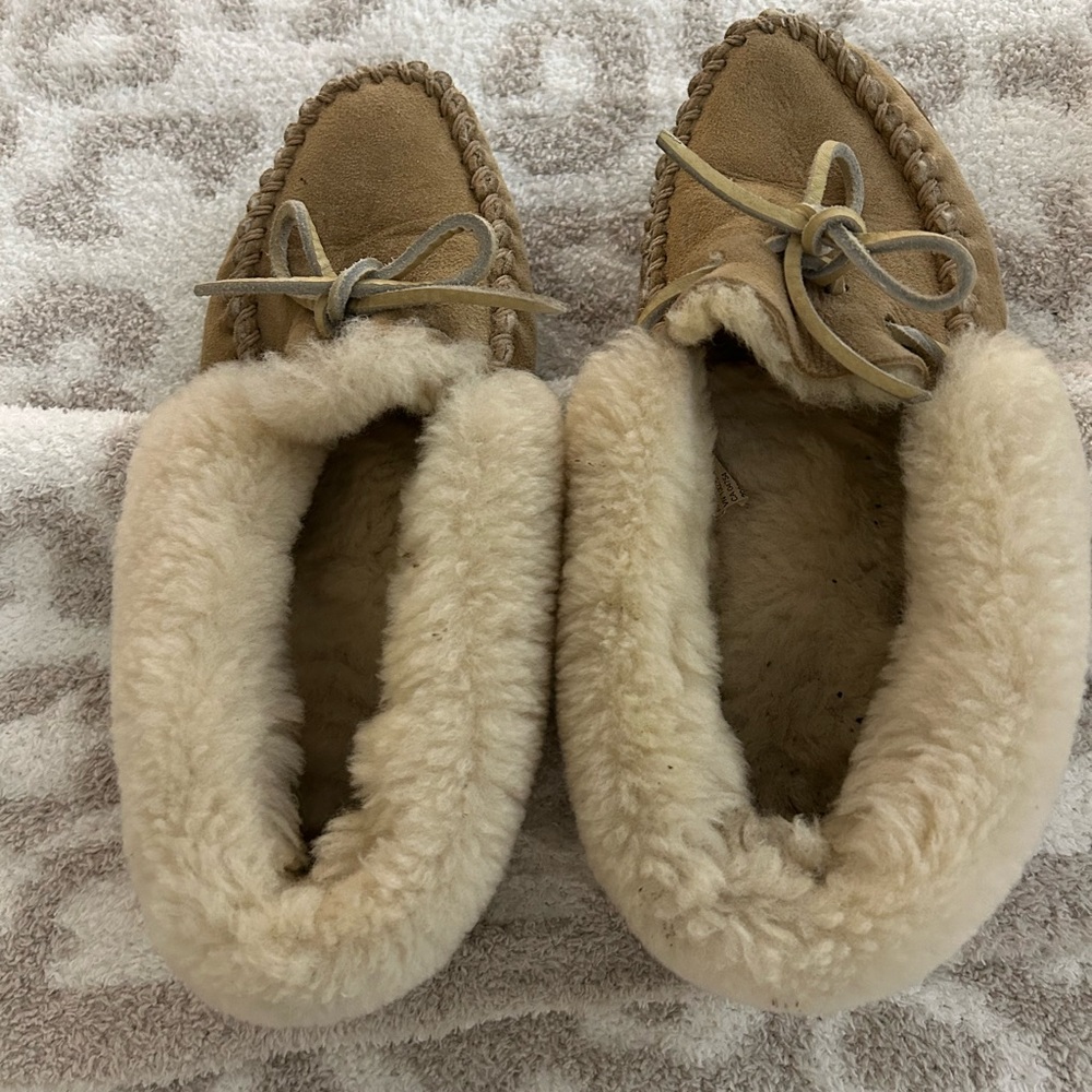 Women’s Wicked Good LLBean Moccasins